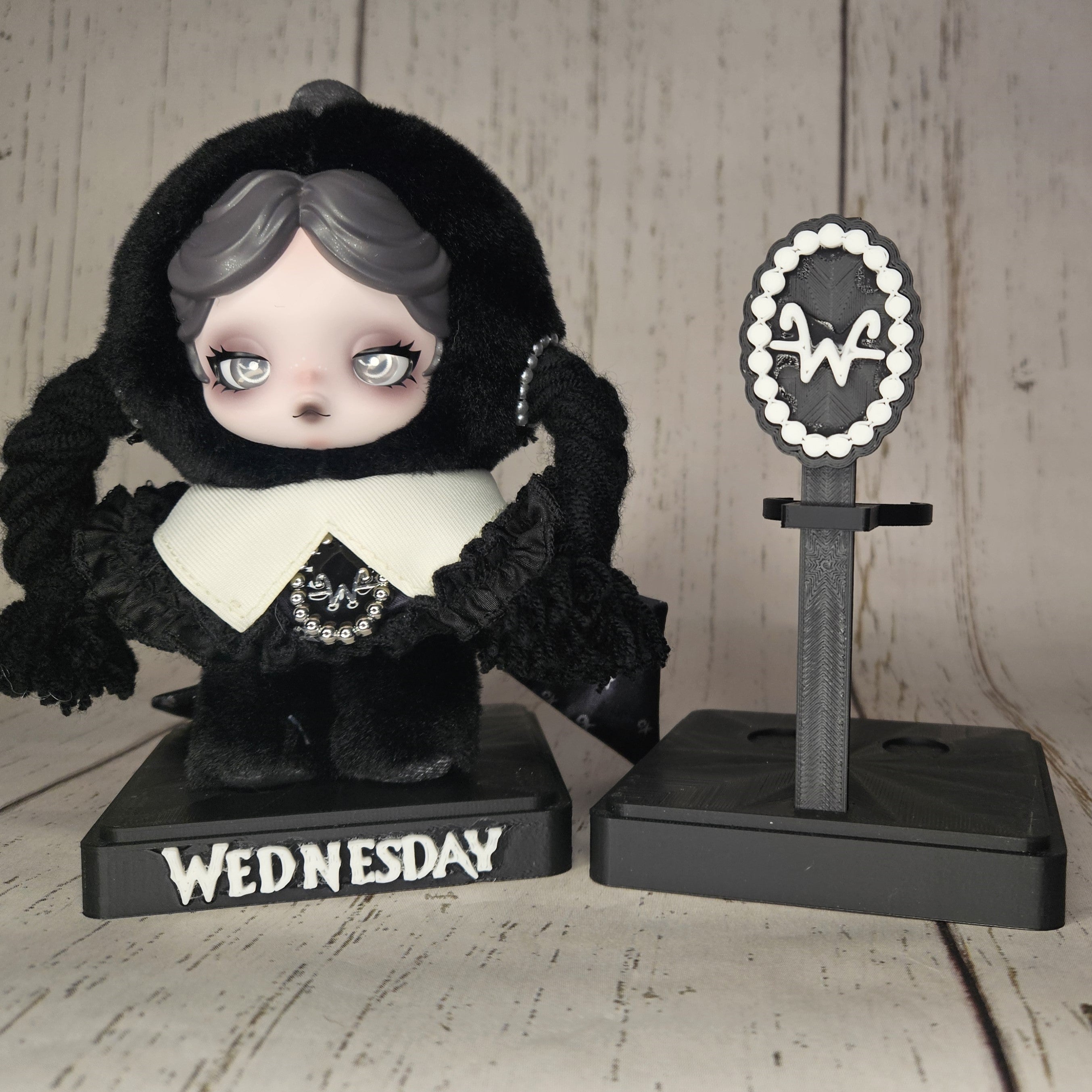 Special Edition Skullpanda Stands