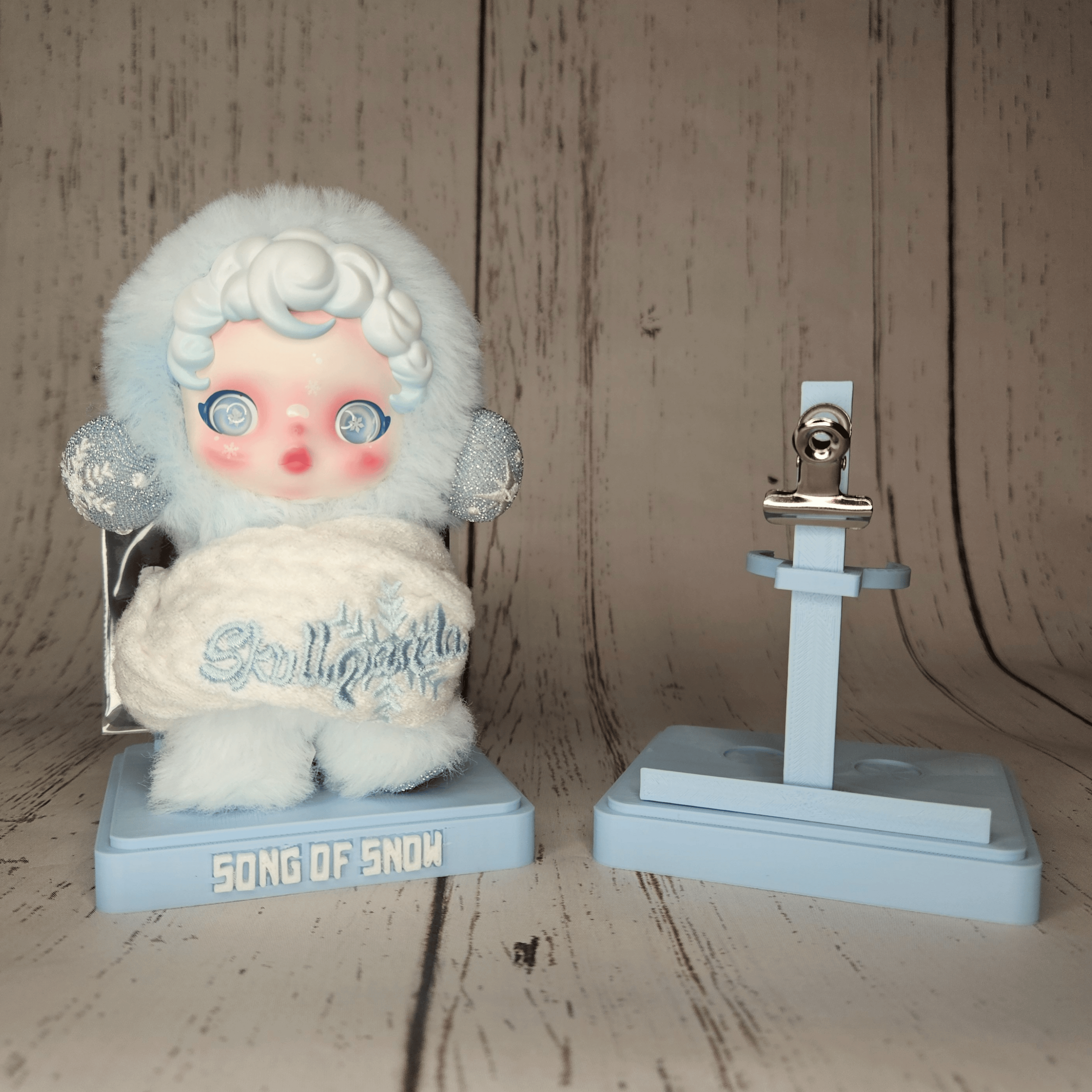 Winter Symphony Skullpanda Stands